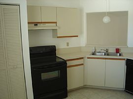 Great Location ! in Port Saint Lucie, FL (Photo 4 of 6)