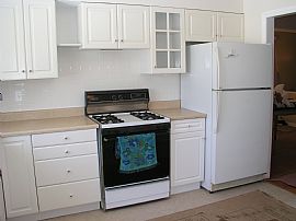 Completely Remodeled Split Level in Lincolnwood, IL (Photo 6 of 6)