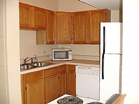  For Rent 2BR/1BA , Central H/A in Gulfport, FL (Photo 2 of 4)