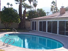 Beautiful 3 bedroom on Golf Course in Palm Springs, CA (Photo 3 of 6)