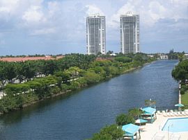 APARTMENT FOR RENT BY OWNER in Aventura, FL (Photo 1 of 4)