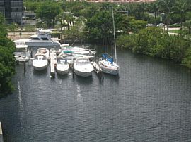 VACATION RENTAL  in Miami, FL (Photo 1 of 5)