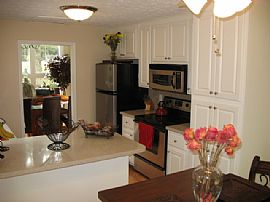 Amazing Contemporary in Smyrna/Vinings in Smyrna, GA (Photo 3 of 6)