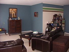 3 Bedroom Ranch Huge Fenced Backyard in Strongsville, OH (Photo 3 of 4)