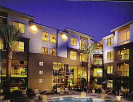 2 Bed/ 2 Bath + Loft in Biltmore area in Phoenix, AZ (Photo 2 of 4)