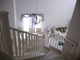 Henderson Gated Comm. in a Cul-de-Sac in Henderson, NV (Photo 4 of 6)