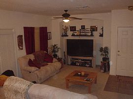 Aliante Gated Townhouse in North Las Vegas, NV (Photo 5 of 6)