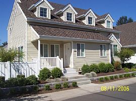 Newer Home in Ferry Street Bridge in Eugene, OR