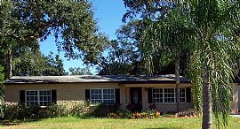 POOL ON GOLF COURSE  in Tampa, FL (Photo 1 of 4)