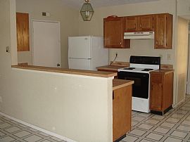 2 Bedroom 1 Bath Duplex in Excellent Location in The Colony, TX (Photo 2 of 6)