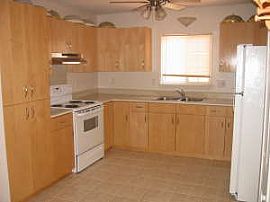 2BD/1.5 BATH LIKE NEW DOWNSTAIRS DUPLEX  in Honolulu, HI (Photo 3 of 4)