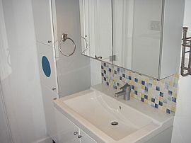 Renovated house convenient location in Chapel Hill, NC (Photo 3 of 4)