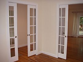 Renovated house convenient location in Chapel Hill, NC (Photo 4 of 4)