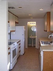 House 3BR, 1.5BA, 1 GAR &gardener in Federal Way, WA (Photo 3 of 6)