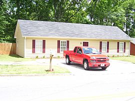 5br/2ba Single Family Home in Covington, GA