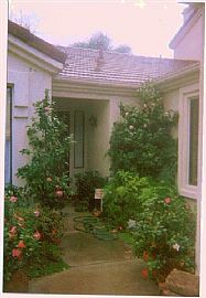 Luxury Del Mar Heights Townhouse in San Diego, CA (Photo 3 of 4)