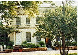 Fantastic Location 2BR 1BA in Savannah, GA