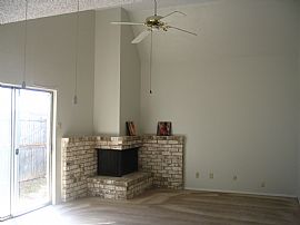 Newly Renovated 3 bedroom Townhome in Richardson, TX (Photo 4 of 4)
