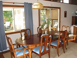 5 BEDROOM WATERFRONT HOUSE in Narragansett, RI (Photo 6 of 6)