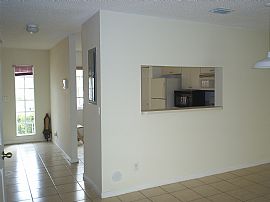 The Best Townhouse In The Area in Lauderhill, FL (Photo 4 of 6)