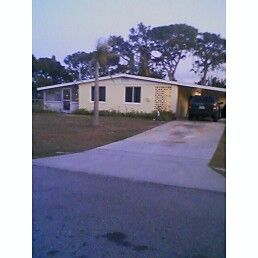 QUIET FAMILY NEIGHBORHOOD in Englewood, FL