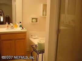 GREAT HOME IN NEW COMMUNITY(GENTLE WOOD) in Jacksonville, FL (Photo 6 of 6)