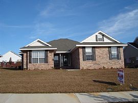 HUGE, BRAND NEW HOME--Never Lived In!!! in Fairhope, AL