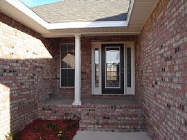 HUGE, BRAND NEW HOME--Never Lived In!!! in Fairhope, AL (Photo 2 of 5)