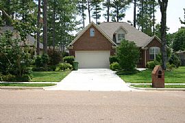 Beautiful luxurious home for lease in Huntsville, AL