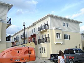 Luxurious Spanish Townhouse in Pompano Beach, FL (Photo 5 of 6)