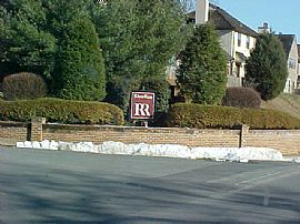 Nice Main Level Condo in Charlottesvle, VA (Photo 2 of 4)