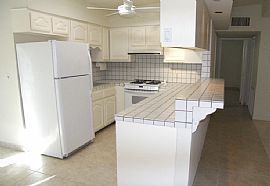 AVAILABLE NOW, central location in Palm Desert, CA (Photo 3 of 4)