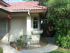 Lovely Cozy Home in Moreno Valley, CA (Photo 3 of 4)