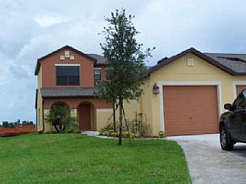 Brand New never lived in w/ amenities in Melbourne, FL
