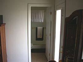 Cozy Spacious Single Family Home in Kingman, AZ (Photo 2 of 6)