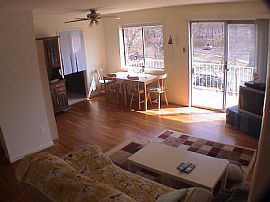 Beautiful condo, excellent location! in Bethesda, MD