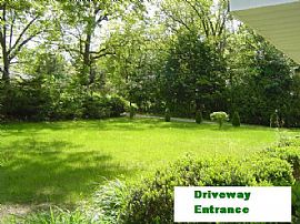  BEAUTIFUL ESTATE HOME WITH LAKE ACCESS in Commerce Township, MI (Photo 6 of 6)