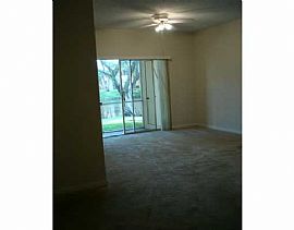 BEUTIFUL 2/2 WITH A LAKE VIEW in Deerfield Beach, FL (Photo 5 of 6)