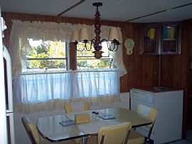 Manufactured Home on Private Property in Nokomis, FL (Photo 3 of 6)