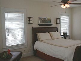 Beautiful Victorian w yard in Olde Town in Portsmouth, VA (Photo 5 of 6)