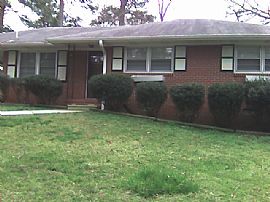 very nice home in Conley, GA