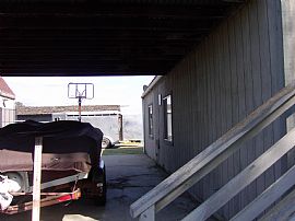 Country Living in Fresno, CA (Photo 2 of 6)