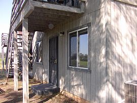 Country Living in Fresno, CA (Photo 4 of 6)