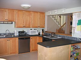 ideally located furnished home for rent  in Durham, NH (Photo 2 of 4)