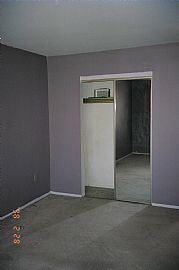 Location  Spacious  in Manalapan, NJ (Photo 5 of 6)