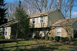 Location  Spacious  in Manalapan, NJ