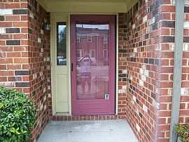 Nice Cheapeake Townhouse in Chesapeake, VA (Photo 2 of 2)