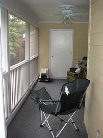 Large 2BR 2 BA Top Floor CONDO in Smyrna, GA (Photo 5 of 6)