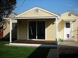 3 BED / 2 BATH VERY SPACIOUS FAMILY HOME in Santa Ana, CA (Photo 3 of 5)