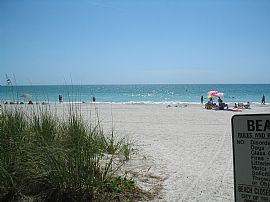 Beautiful Beach Dwelling in Treasure Island, FL